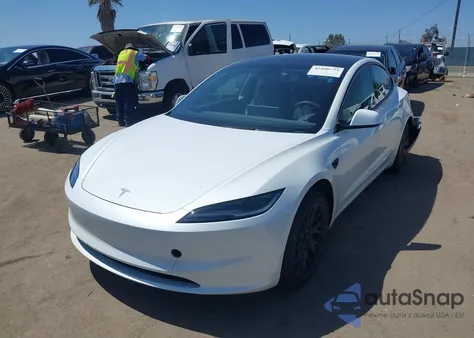 2025 Tesla Model 3 Long Range Rear-Wheel Drive from USA, damaged, VIN 5YJ3E1EAXSF885110